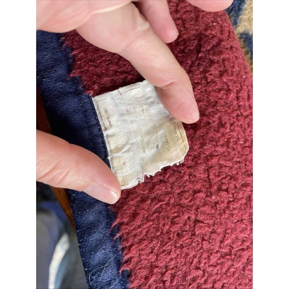 Large Thick Blanket or Couch Throw‎ Earth Tones 55x 74 In.